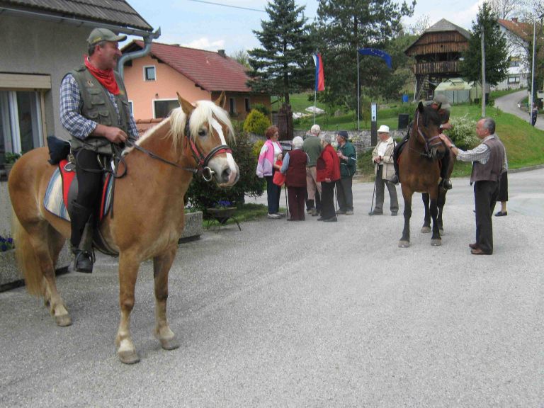 spominski_pohod_od_murnc_do_tel___2009_jb_2_2009_04_25__3_hinjce.jpg
