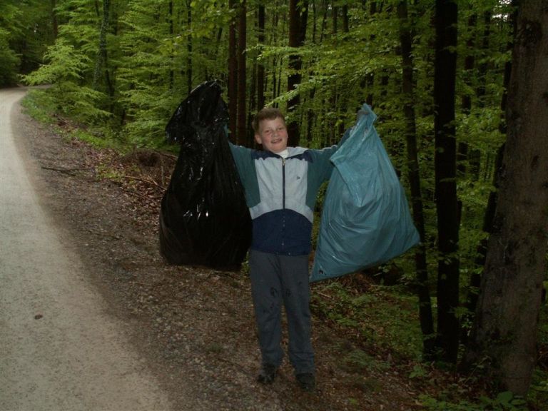 2_000.jpg