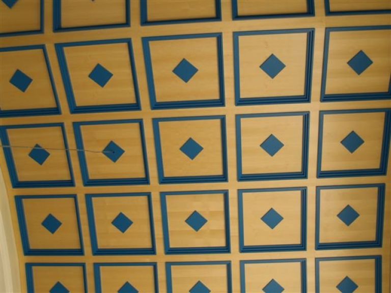 px177189_000.jpg