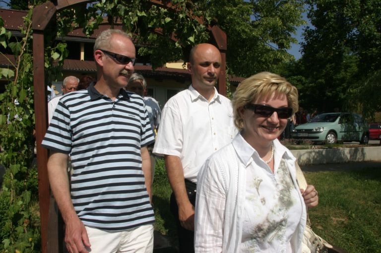 869_6901_000.jpg