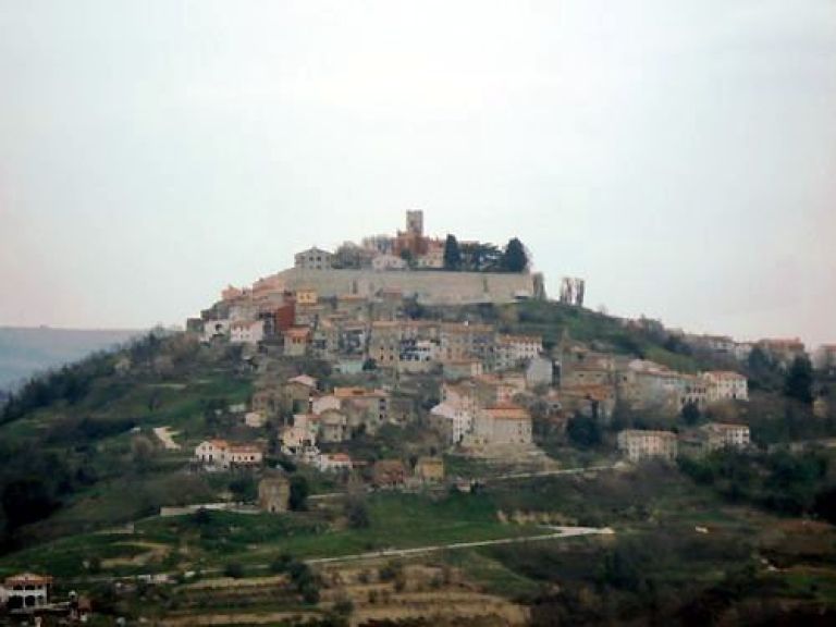 motovun_0001.jpg