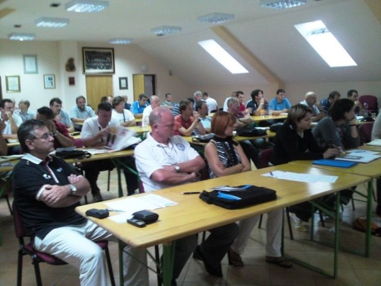 seminar_odbojkarskih_sodnikov.jpg