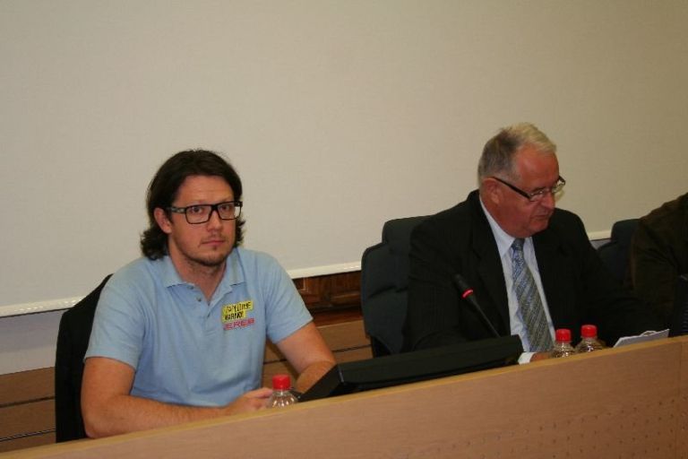oo0013_0001.jpg