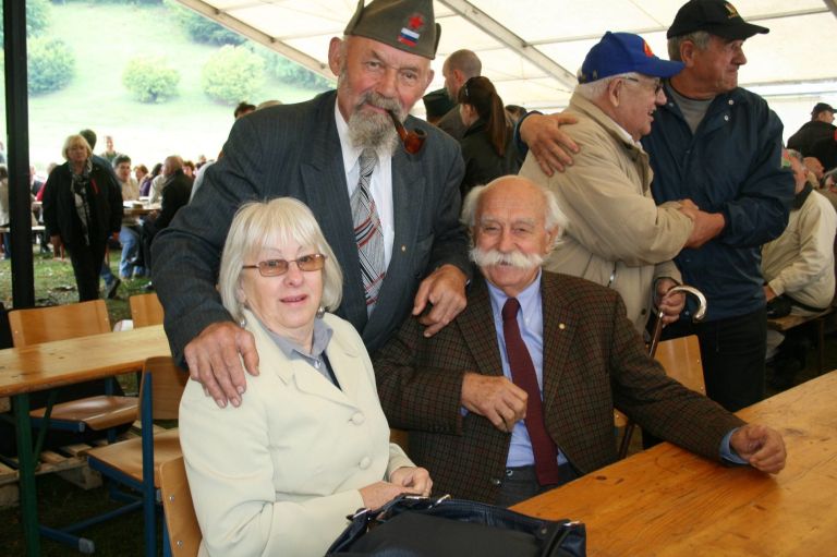 praporscak_ko_zb_pisece_darko_bradac_z_janezom_stanovnikom.jpg