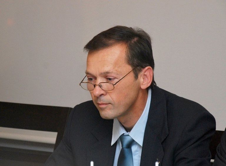 kostelec.jpg