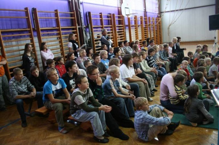 podpis_eko_listine_na_os_milana_majcna_sentjanz001.jpg