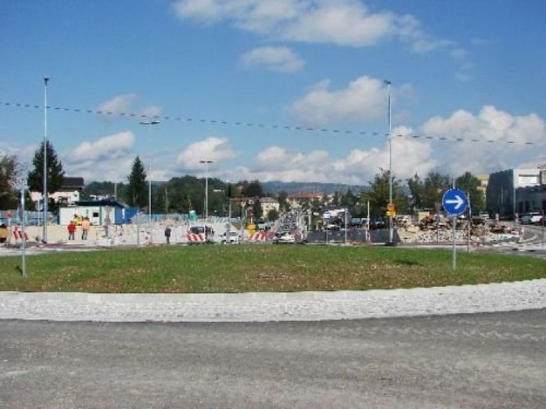 gradnja_smihelske_ceste.jpg