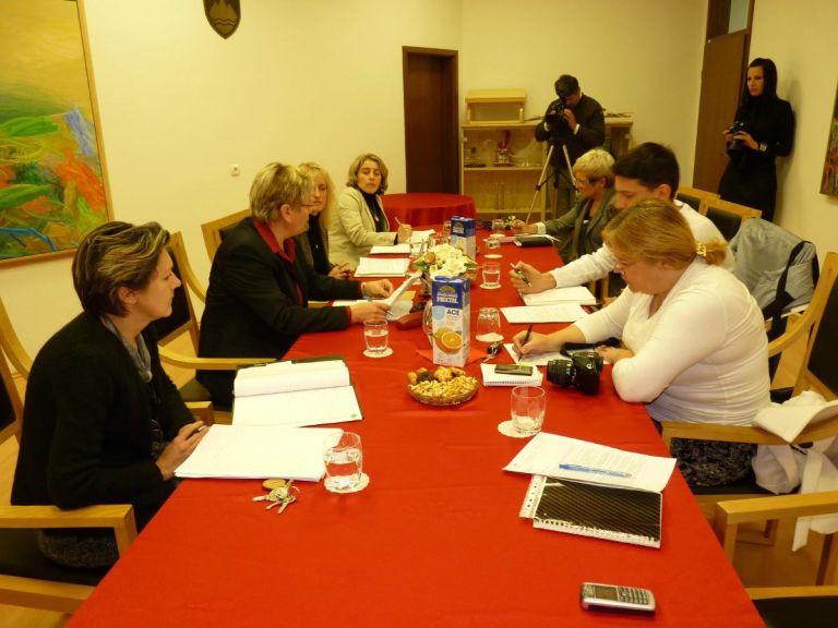 p1070007_1_1.jpg