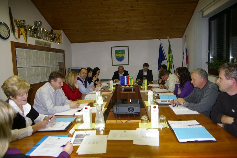 _igp5870_000.jpg