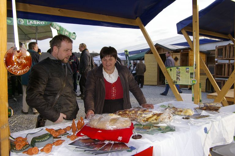 _igp7197_000.jpg