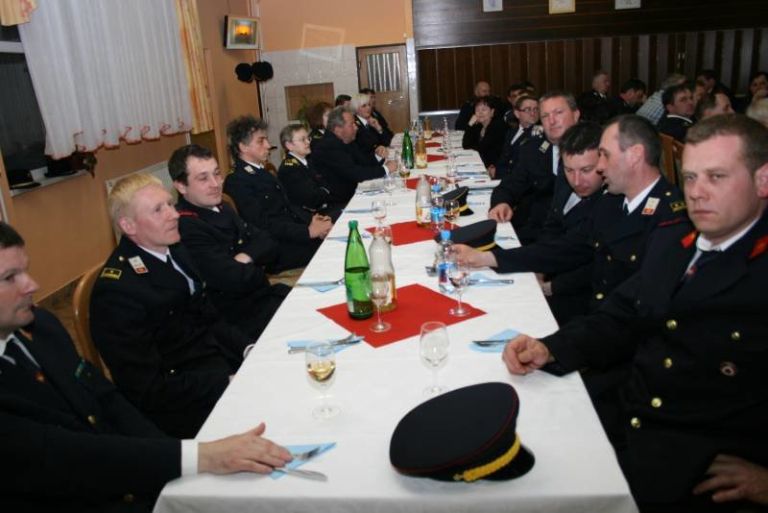 gasilska_zveza_sevnica_na_zboru_v_krmelju001.jpg