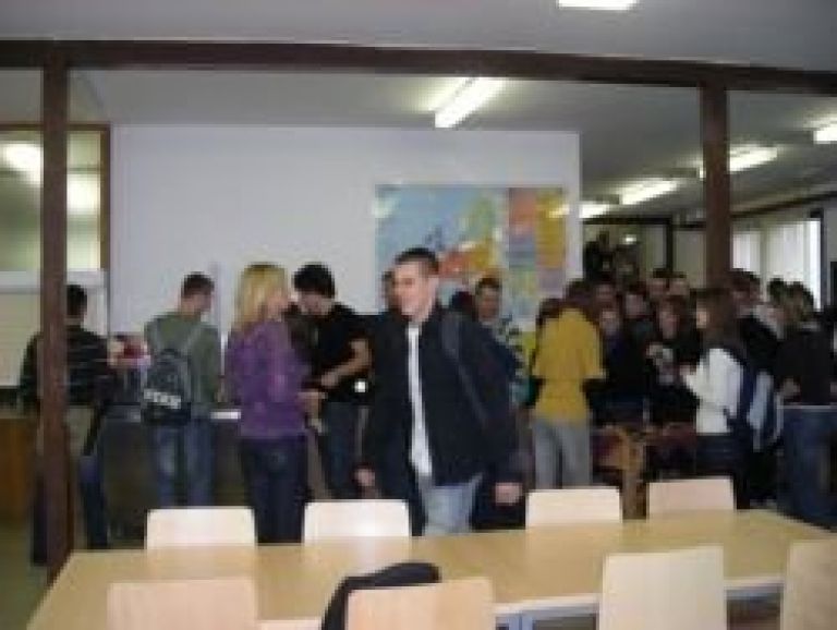 ss_glavni_odmor_za_malico.jpg