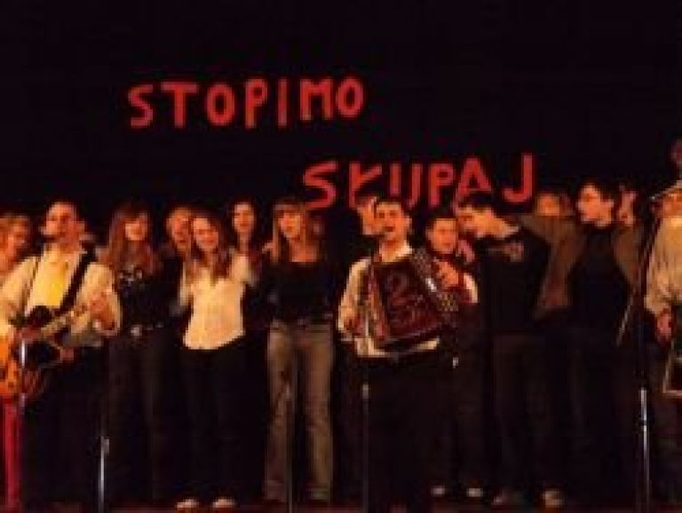rk_stopimo_skupaj_13.jpg