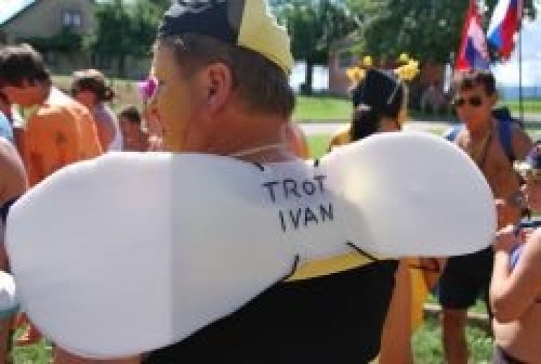 karneval_na_vodi__12_.jpg