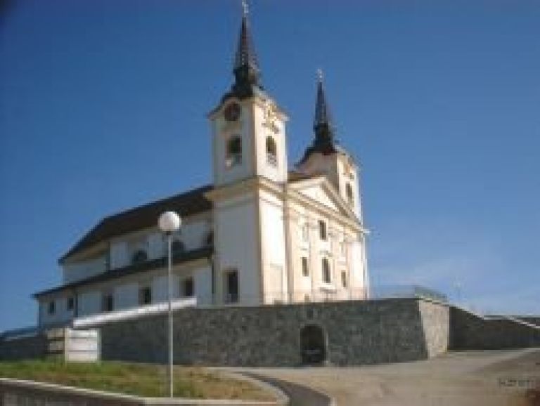 cerkev.jpg