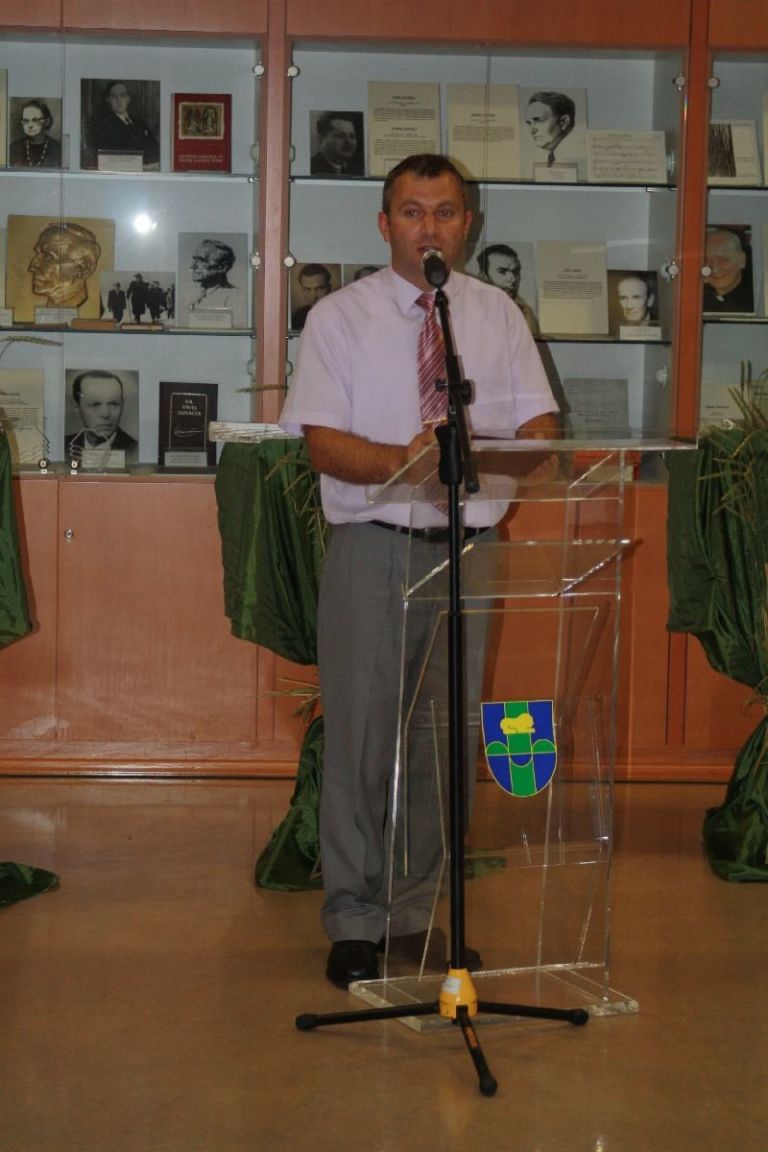 praznik01.jpg