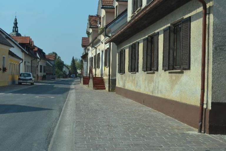 dsc_0044_000.jpg