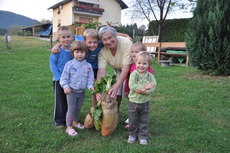 rekordna_pesa002.jpg