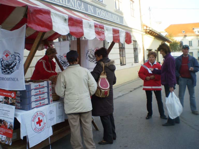 pa181099_000.jpg