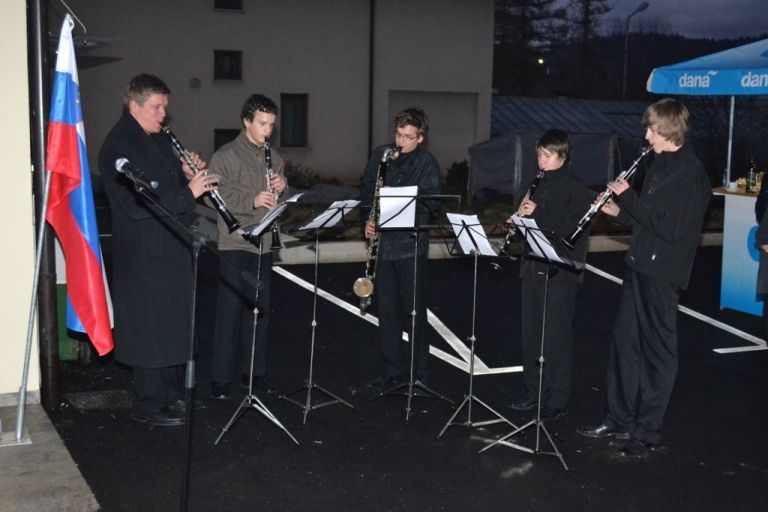 mirna___odprtje_obcinskih_prostorov_02122011__10_.jpg