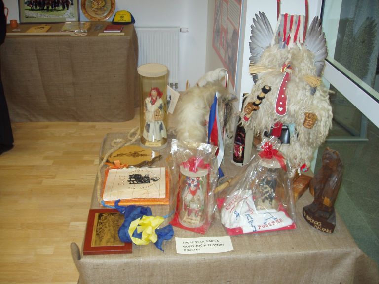 spominska_darila_gostujo__ih_skupin.jpg
