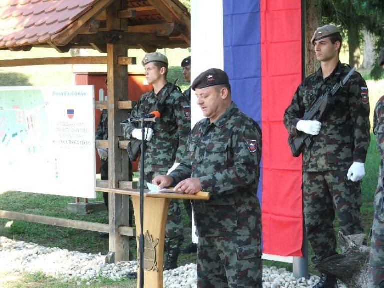 vojasnica0003.jpg