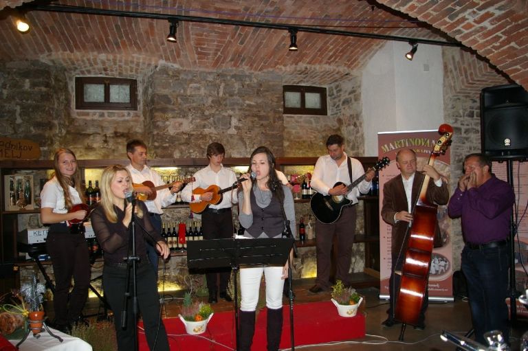02_tp_petek_2012.jpg