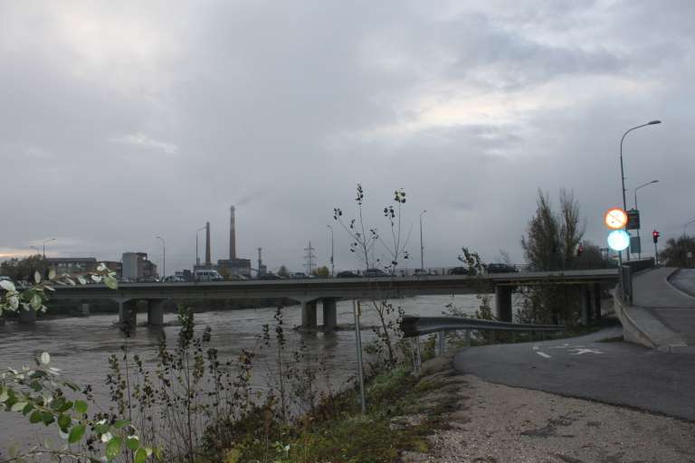 img_9502_000.jpg