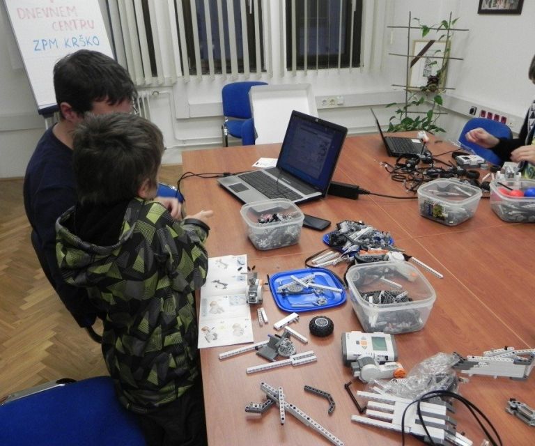 zabavna_robotika_5.jpg