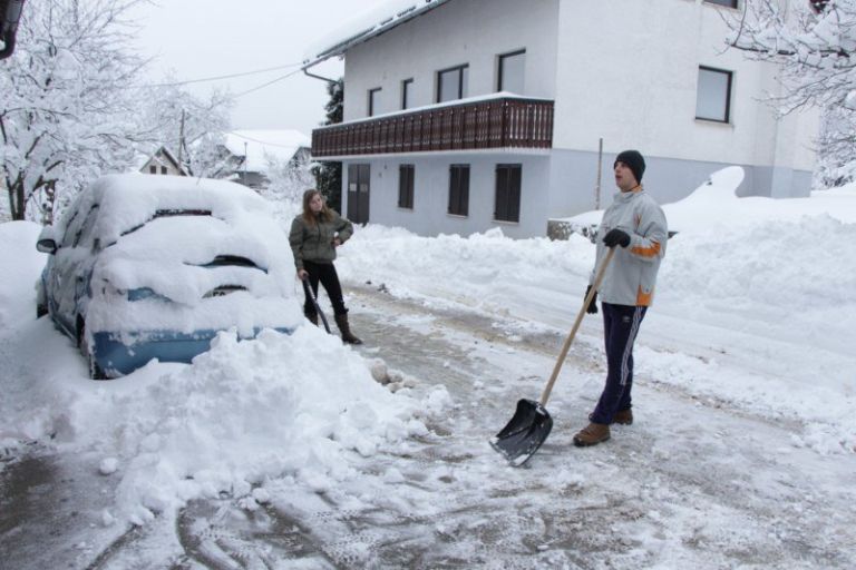35_cm_na_eno_toliko_podlage__10_.jpg