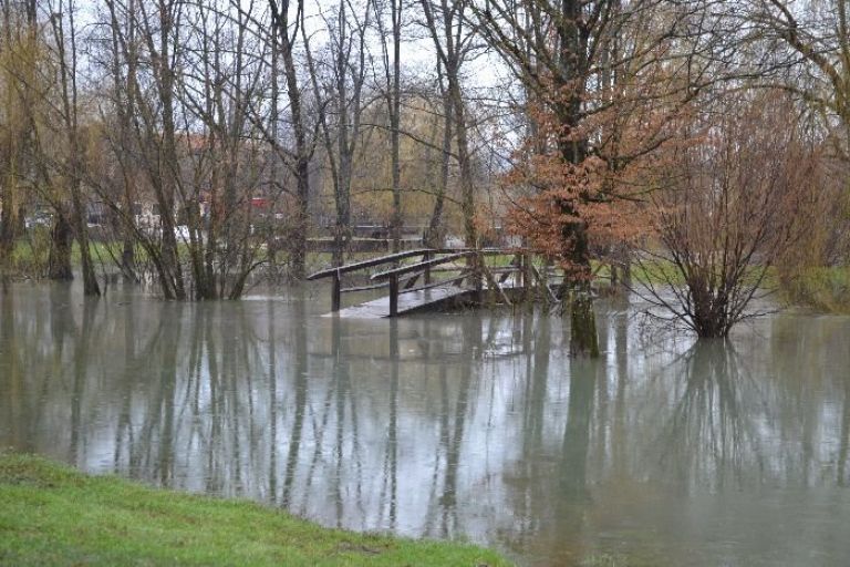 poplave0002.jpg