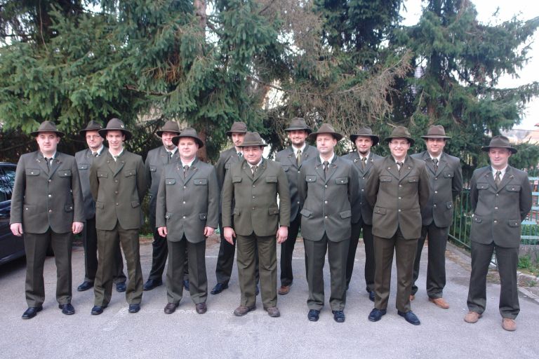 mladi_lovci_po_zaklju__nem_izpitu.jpg