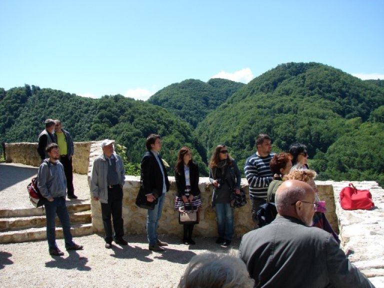 deloo002_000.jpg