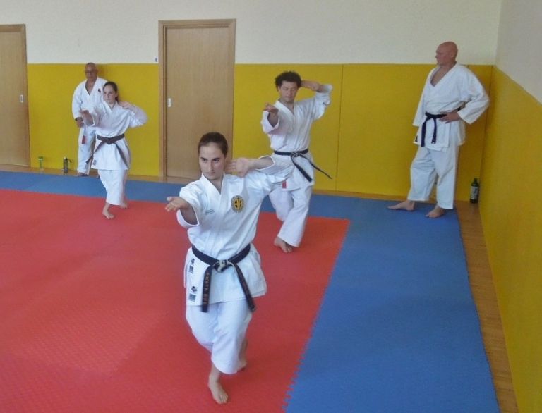 karate002_000.jpg