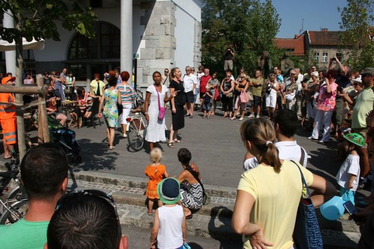 lyrical_minutes_in_the_city_photo2_urska_boljkovac.jpg