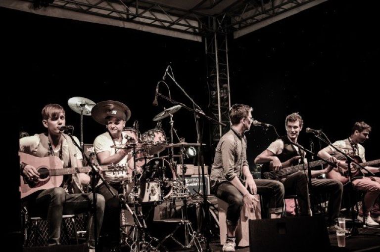 festival_002.jpg