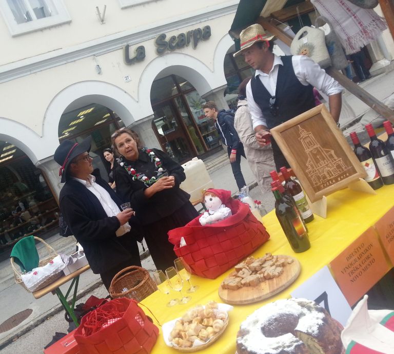 bazar_nevladnih_organizacij_2014.jpg