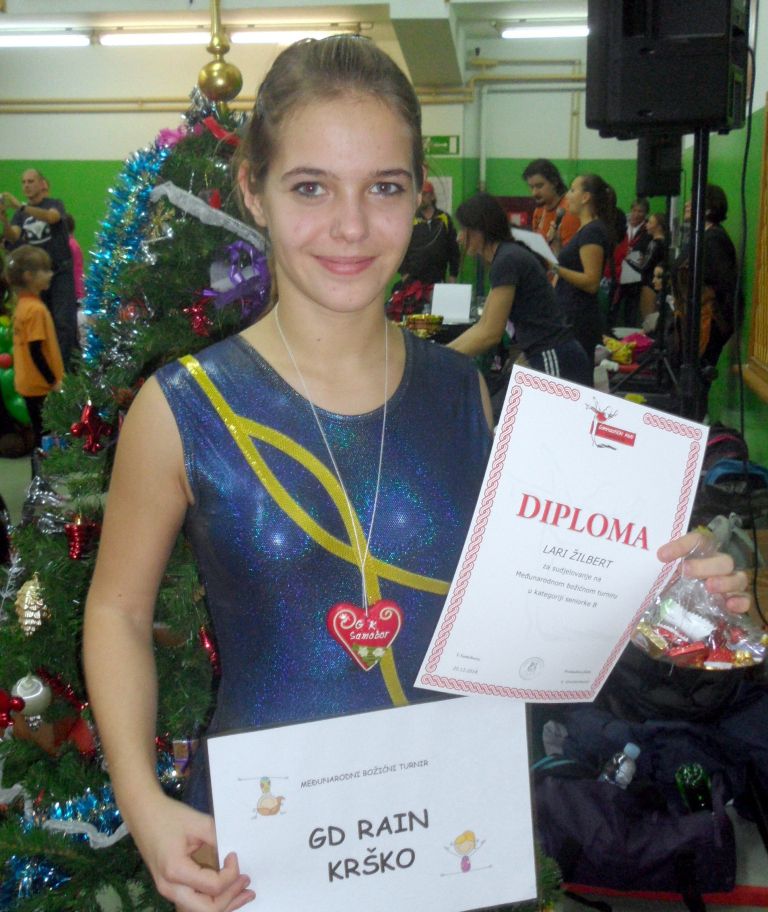 v_lara_01.jpg