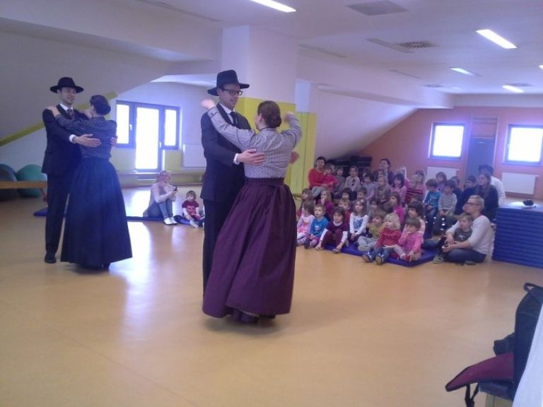 kulturno_v_vrtcu___002.jpg