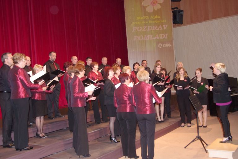 ajda002.jpg