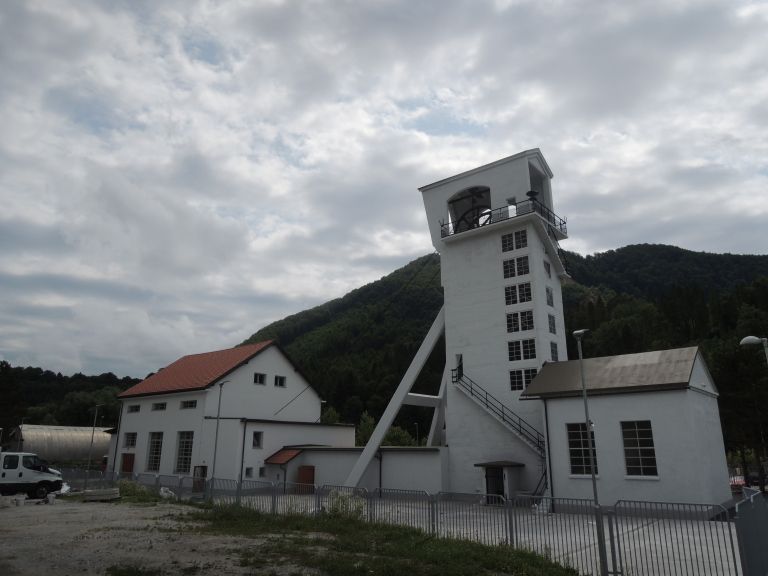 Zagorje muzej loke.jpg