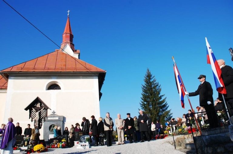 komemoracija_v_adle__i__ih.jpg