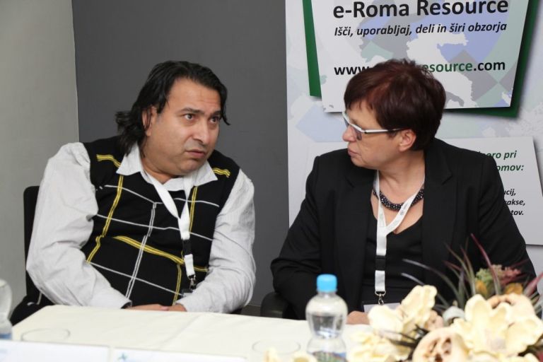 konferenca02.jpg