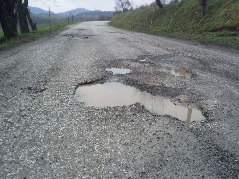 cesta šentrupert-ravne.jpg