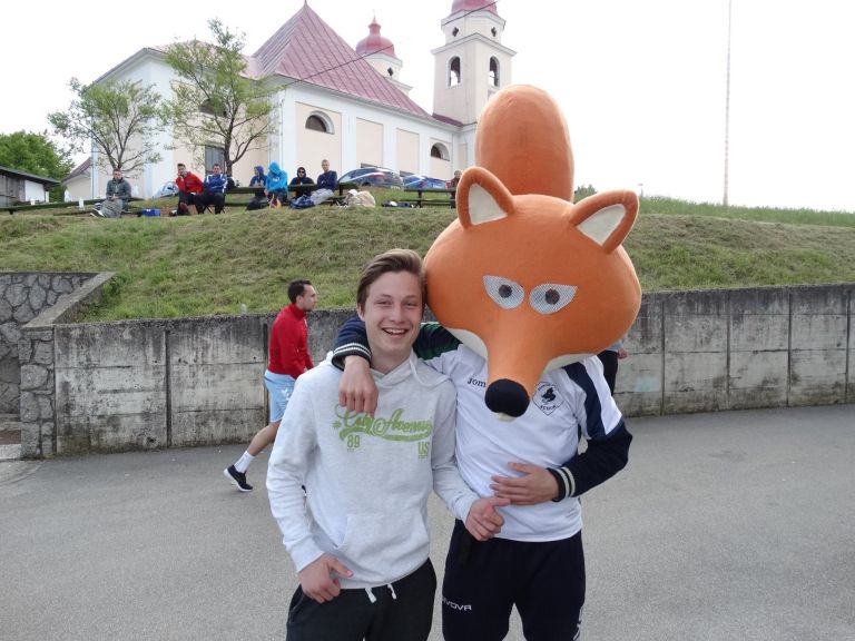 _b_turnir__19_.jpg