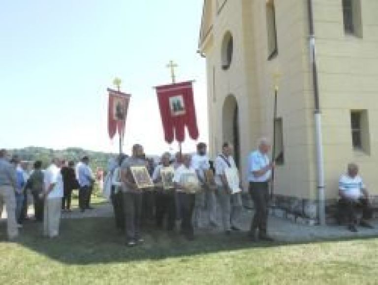 _procesija_v_mili__ih.jpg
