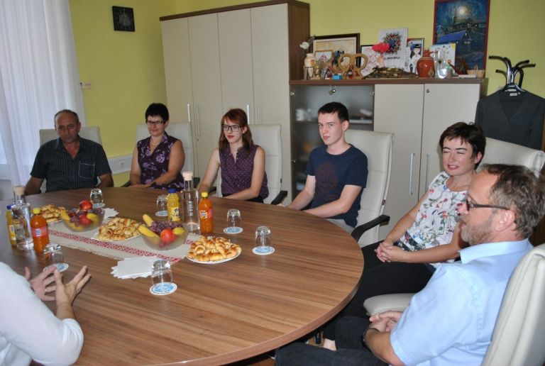 _uzlati_maturanti___rnomelj_julij2015__12_.jpg