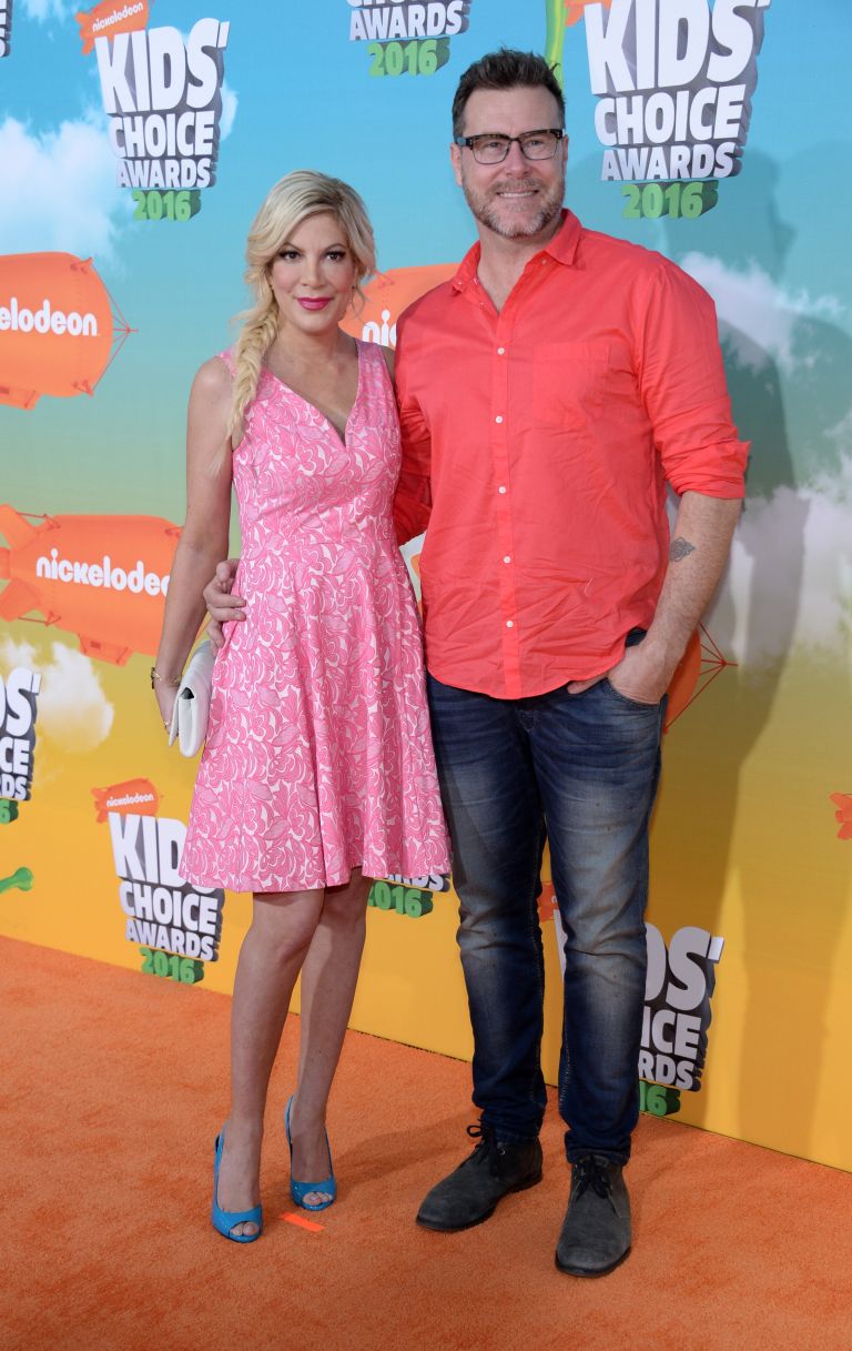 Tori Spelling in Dean McDermott