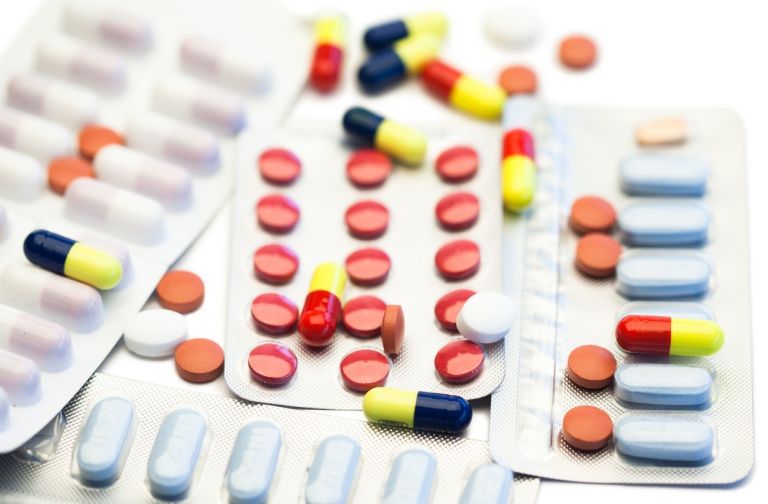antibiotiki, tablete, kapsule, zdravila
