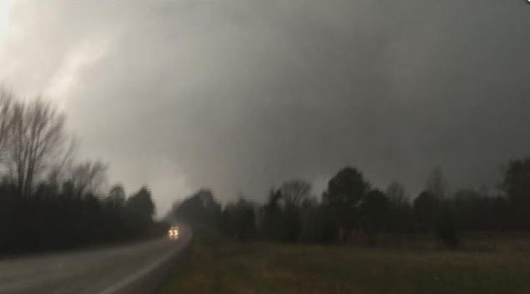 tornadoamerikatwitter.jpg